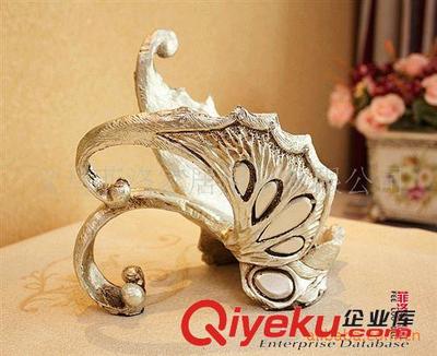 厂家直销 仿古树脂工艺礼品酒架|蝴蝶造型红酒架|葡萄酒架FA724-兰溪市群峰贸易商行提供厂家直销 仿古树脂工艺礼品酒架|蝴蝶造型红酒架|葡萄酒架FA724的相关介绍、产品、服务、图片、价格兰溪市群峰贸易商行、家居饰品;家居;工艺品;树脂工艺品;摆件;工艺礼品;家居装饰;田园家居;相框;大象