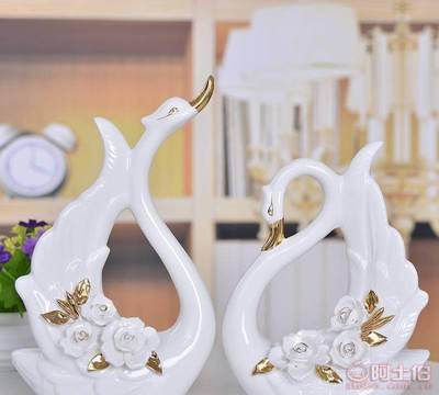 【南括欧式家居陶瓷工艺品摆件客厅装饰品描金情侣天鹅套装礼品淘宝货源J1203】义乌市南括电子商务商行 - 产品库